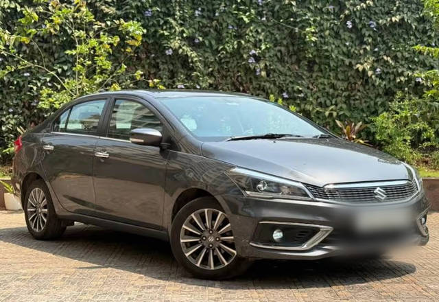 https://images10.gaadi.com/usedcar_image/4531159/original/cfee71f5-850f-4af3-8a1f-9edb867f48b9.?imwidth=6400