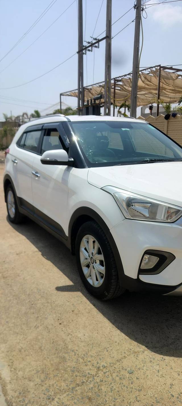 https://images10.gaadi.com/usedcar_image/4531163/original/81fb1dd0e8d1fb1dd67db7fb3b2852a8.jpg?imwidth=6400