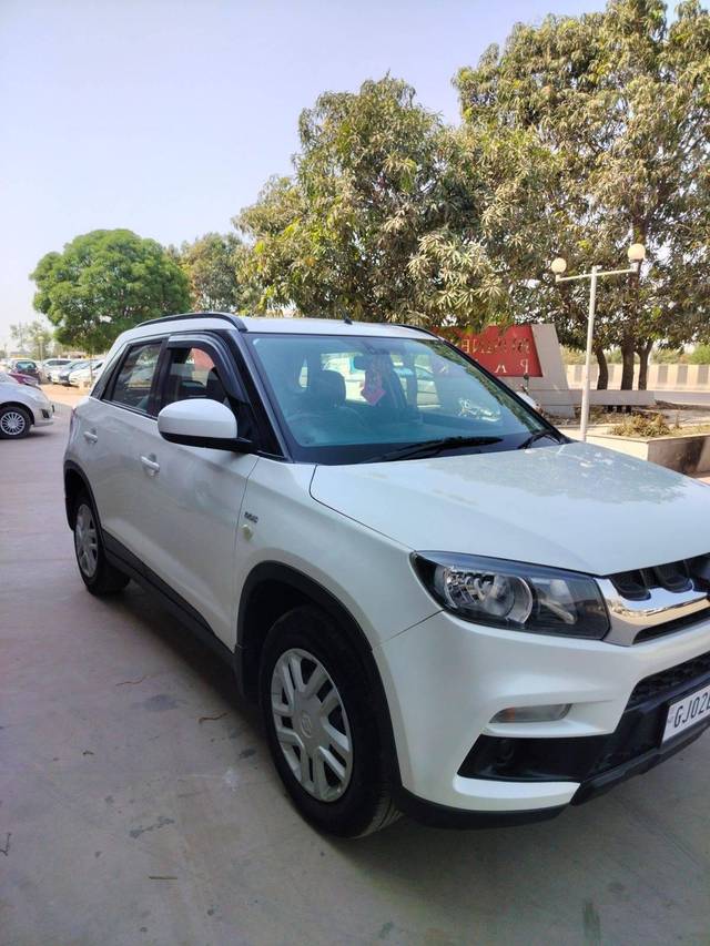 https://images10.gaadi.com/usedcar_image/4531209/original/processed_e274b14e2dd50e94355157e70fe968dc.jpg?imwidth=6400