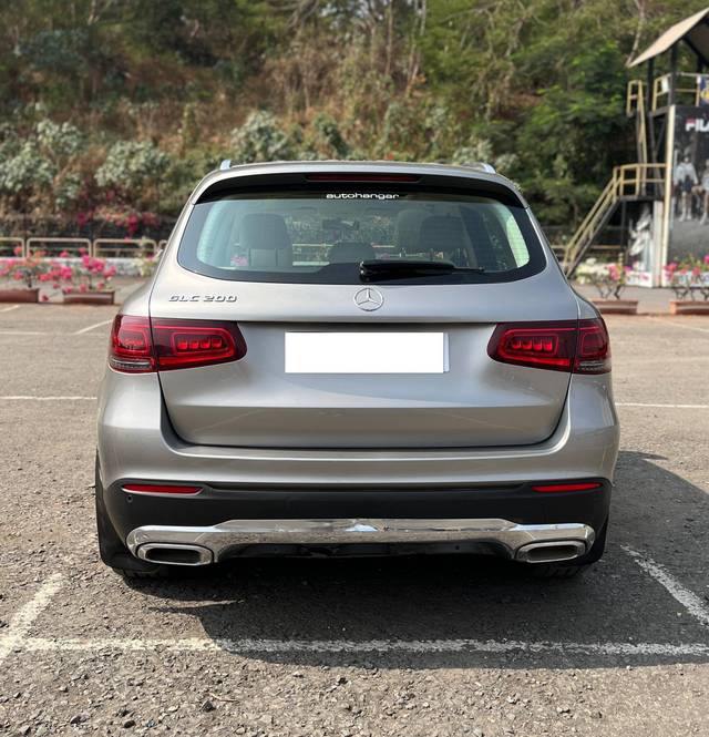 https://images10.gaadi.com/usedcar_image/4531212/original/processed_e23369661037fc547b9c9b0f4e2c020b.jpg?imwidth=6402