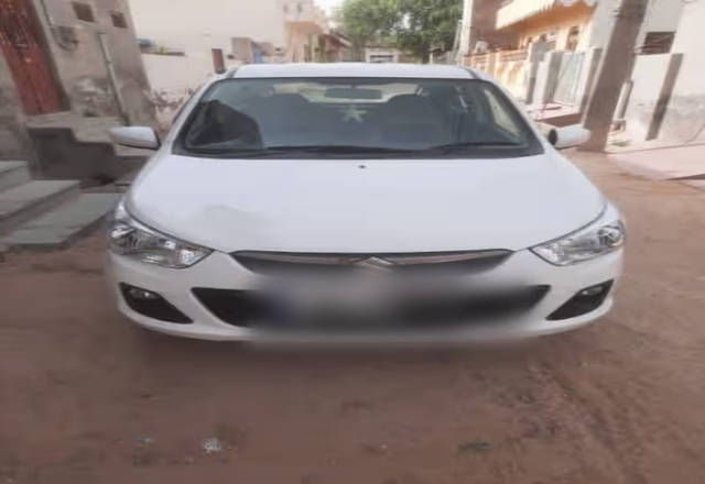 https://images10.gaadi.com/usedcar_image/4531214/original/29234d43-a79d-44ba-a766-6d8d9f4b3ce2.?imwidth=6400