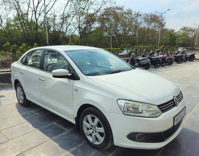 https://images10.gaadi.com/usedcar_image/4531233/original/processed_bf6cfcf9f7bbb058116f74e81bcbf38a.jpg?imwidth=6400