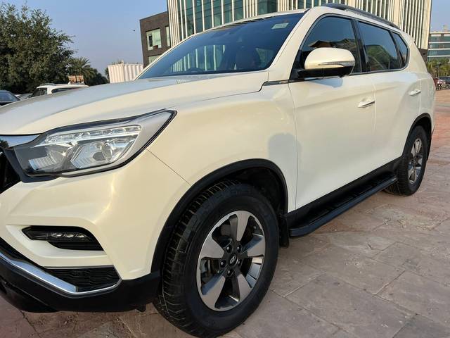 https://images10.gaadi.com/usedcar_image/4531234/original/d4ac1a0ebf983345f2edb061658d793a.jpg?imwidth=6400