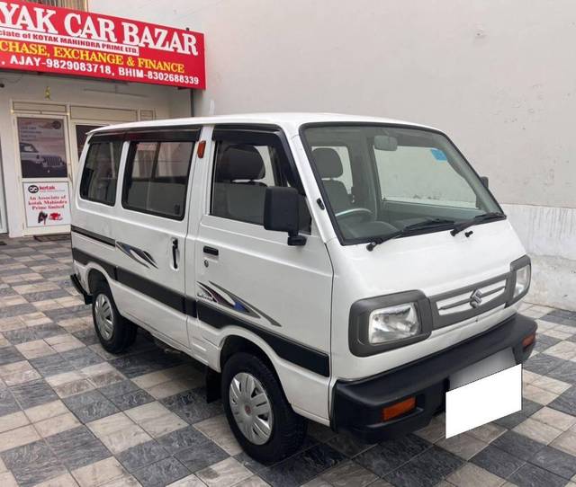 https://images10.gaadi.com/usedcar_image/4531245/original/processed_5ee66135841e3ef5ca417b67d613d4c7.jpg?imwidth=6400
