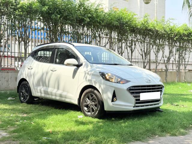 https://images10.gaadi.com/usedcar_image/4531253/original/processed_3c3e0ca4fdc605e472c973a241b2e0f6.jpg?imwidth=6400