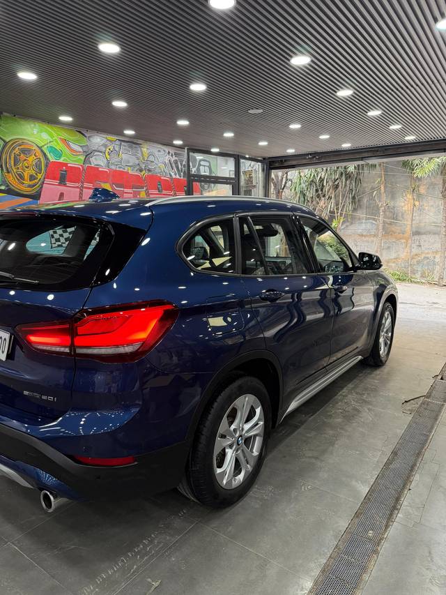 https://images10.gaadi.com/usedcar_image/4531255/original/af3f63f9026fdf801ddbd7f61c30f16e.jpg?imwidth=6401