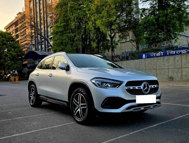 https://images10.gaadi.com/usedcar_image/4531257/original/processed_ab6cf836af9d366fd5f174342aa05d5d.jpg?imwidth=6400