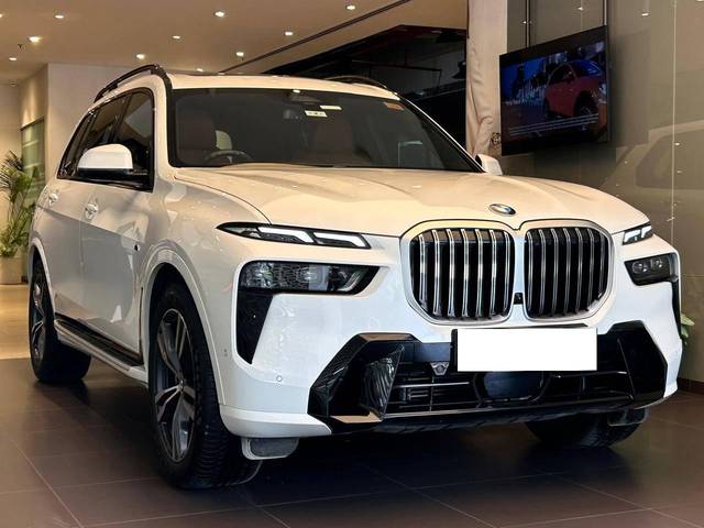 https://images10.gaadi.com/usedcar_image/4531321/original/processed_e824044f5acd044f79818ddf441279c8.jpeg?imwidth=6400