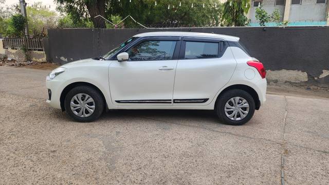 https://images10.gaadi.com/usedcar_image/4531343/original/9f56fbbd7b4d4204c38485d318af1243.jpg?imwidth=6402