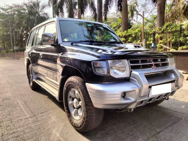 https://images10.gaadi.com/usedcar_image/4531345/original/processed_a0166688a29e83173559d0135b999e91.jpeg?imwidth=6400