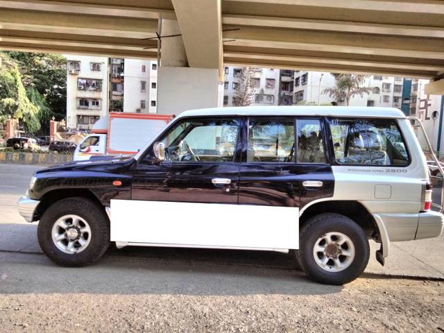 https://images10.gaadi.com/usedcar_image/4531345/original/processed_b7ab607c64fb160b3b351b2b0c5dffa1.jpeg?imwidth=6401