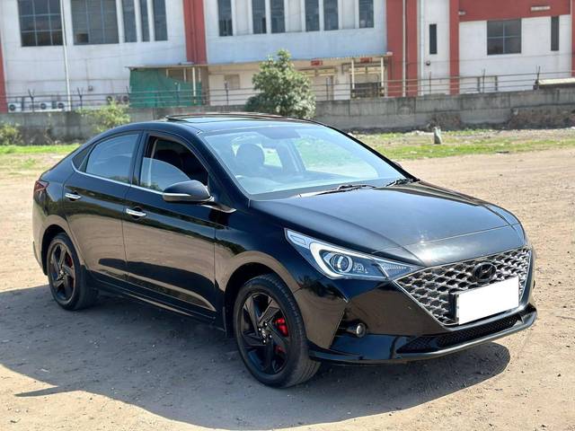 https://images10.gaadi.com/usedcar_image/4531352/original/processed_386a3ef449228e35d0cc616cd1a20c8c.jpg?imwidth=6400