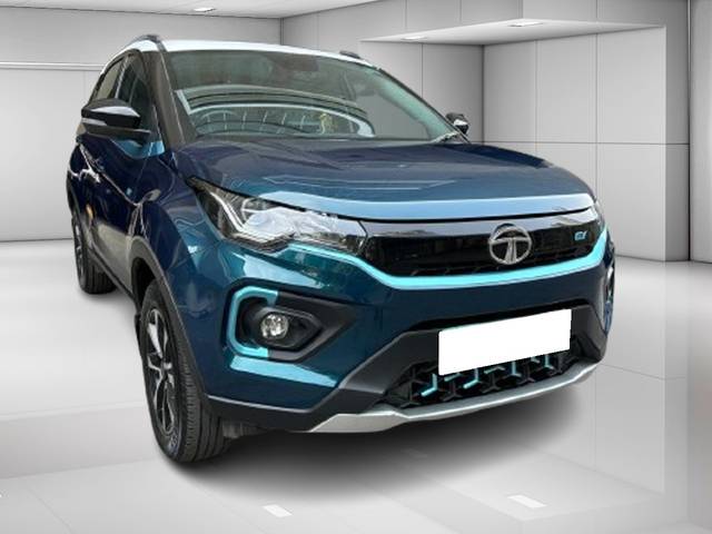 https://images10.gaadi.com/usedcar_image/4531390/original/7fddec651feefe2461cf38fceda62807.jpg?imwidth=6400