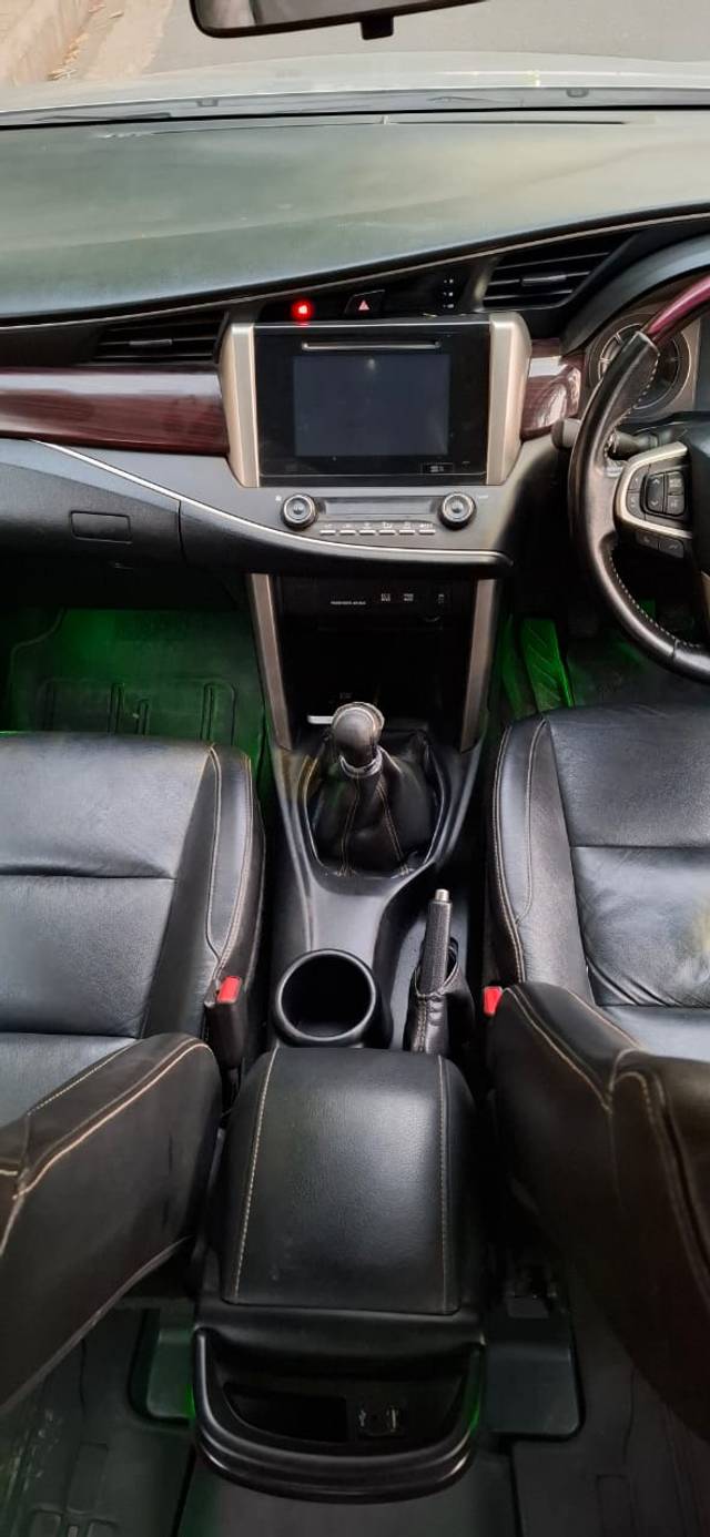 https://images10.gaadi.com/usedcar_image/4531391/original/d62aa06e0a50ec5015650bc7419b45dd.jpg?imwidth=6402