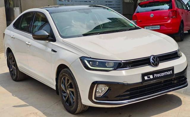 https://images10.gaadi.com/usedcar_image/4531394/original/processed_2e2335d63d1c2beb2228e19280c9e415.jpg?imwidth=6400