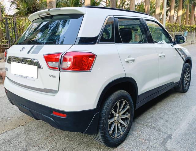 https://images10.gaadi.com/usedcar_image/4531398/original/processed_449cd4f1bd6d459f4203a550d19b6f22.jpeg?imwidth=6401