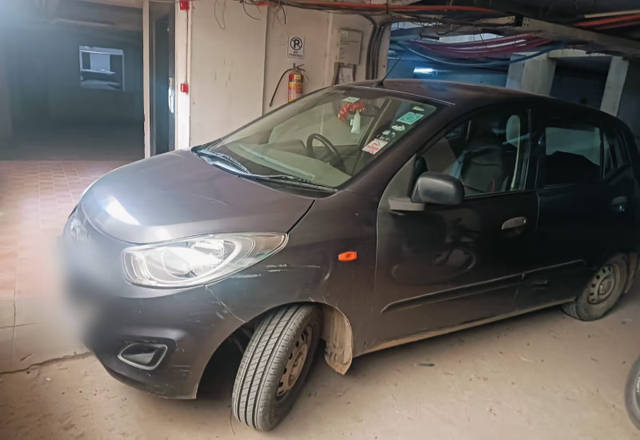 https://images10.gaadi.com/usedcar_image/4531406/original/d86a2cc6-2497-459c-a583-6ea743e9dd0a.?imwidth=6402
