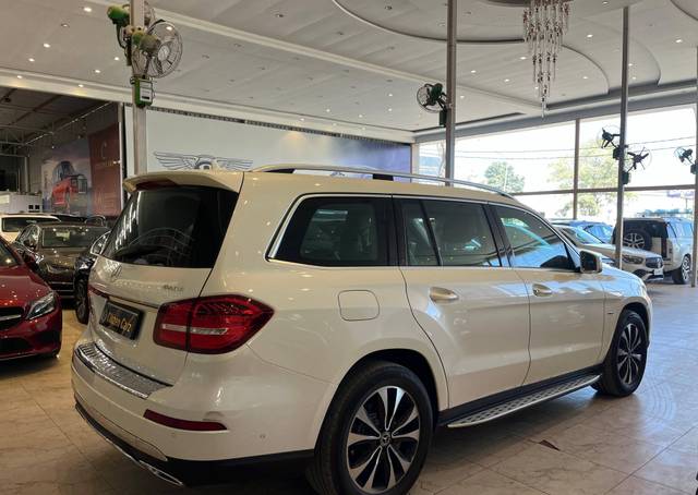 https://images10.gaadi.com/usedcar_image/4531442/original/processed_3249bffe761d8d8b411cfae3c60b4517.jpg?imwidth=6401