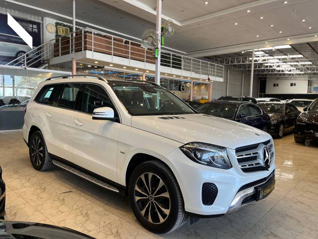 https://images10.gaadi.com/usedcar_image/4531442/original/processed_3842cb1a65008cf3dc66bf2d5ad5e6e0.jpg?imwidth=6400