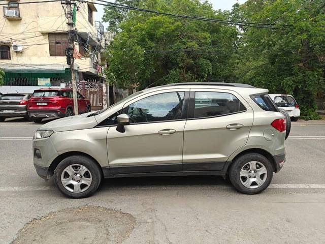 https://images10.gaadi.com/usedcar_image/4531444/original/processed_479b4b1e7a7bea1957e0d8d94282115a.jpg?imwidth=6402