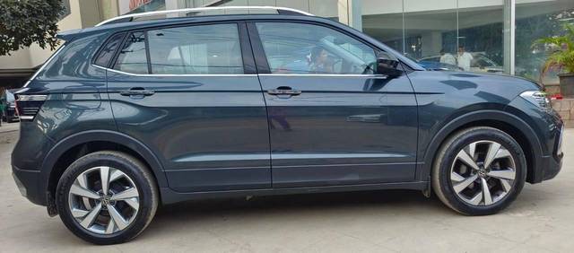 https://images10.gaadi.com/usedcar_image/4531445/original/processed_406439fa840af4693eaccdd9f9ef265e.jpg?imwidth=6401