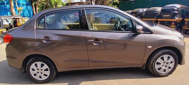 https://images10.gaadi.com/usedcar_image/4531456/original/5d869ff955528b0c6e5ba5bbd45f16ec.jpeg?imwidth=6401