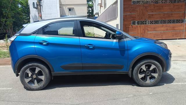 https://images10.gaadi.com/usedcar_image/4531460/original/e311301b6a9f4244a6b4d33353dd0282.jpg?imwidth=6401