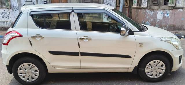 https://images10.gaadi.com/usedcar_image/4531462/original/processed_092ea844474328090a87bf6d0a97ff6b.jpg?imwidth=6401