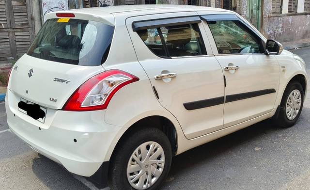 https://images10.gaadi.com/usedcar_image/4531462/original/processed_2dc52a217fe9b0fd2187170187fa0484.jpg?imwidth=6402
