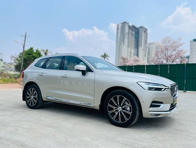 https://images10.gaadi.com/usedcar_image/4531473/original/d1e06815630c60bae170a17104c99571.jpg?imwidth=6400