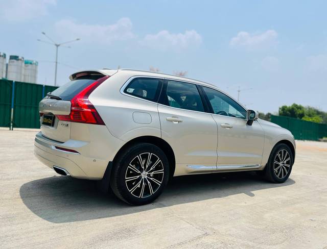 https://images10.gaadi.com/usedcar_image/4531473/original/processed_c2585a390ed834da8977df1d99c80191.jpg?imwidth=6402