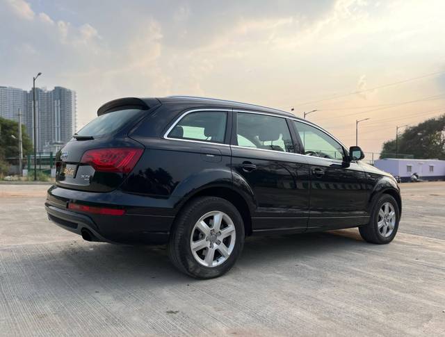 https://images10.gaadi.com/usedcar_image/4531492/original/processed_9342bd41c83c7a475c650eef7a05aa28.jpg?imwidth=6401