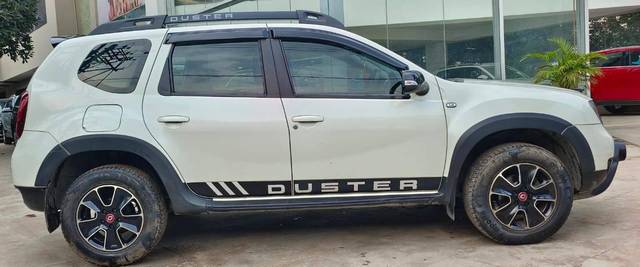 https://images10.gaadi.com/usedcar_image/4531495/original/processed_c4cf7b7b20fc557671d728c849f9550f.jpeg?imwidth=6401