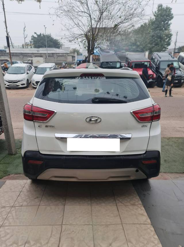 https://images10.gaadi.com/usedcar_image/4531519/original/processed_76d7afaf87e755d597b0bc9916950f48.jpg?imwidth=6402