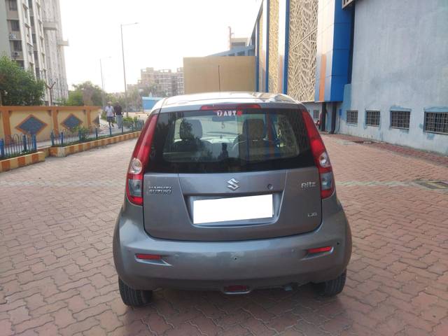 https://images10.gaadi.com/usedcar_image/4531533/original/processed_6cf81f8cfb4cc17d41541969d83f74cf.jpg?imwidth=6402