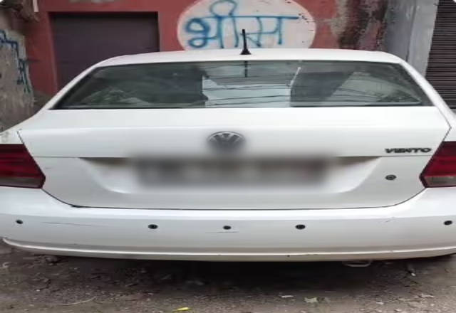 https://images10.gaadi.com/usedcar_image/4531564/original/a5f12fe3-f9e4-49dc-a4cf-4bc5136bce20.?imwidth=6401
