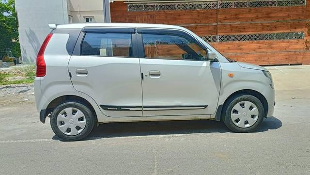 https://images10.gaadi.com/usedcar_image/4531589/original/processed_aa4284bdedfaddbaa08a74155ba98453.jpg?imwidth=6401