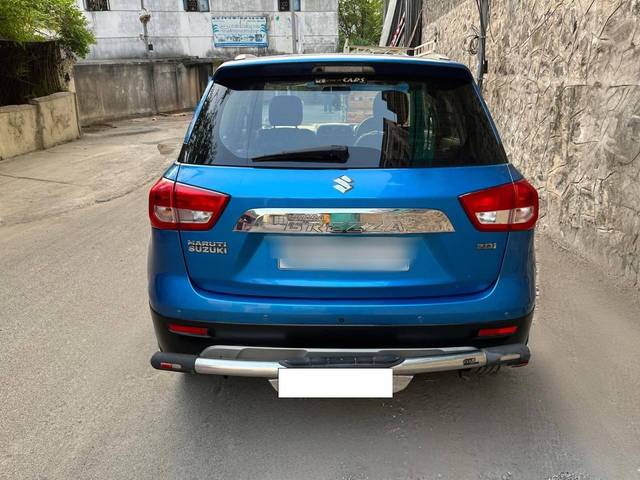 https://images10.gaadi.com/usedcar_image/4531591/original/processed_ab2a48dd3d717c6ca400d7f8e03c3555.jpg?imwidth=6402