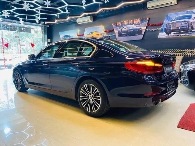 https://images10.gaadi.com/usedcar_image/4531629/original/processed_295508052eaa9224c7f9ffccc4c96332.jpg?imwidth=6402