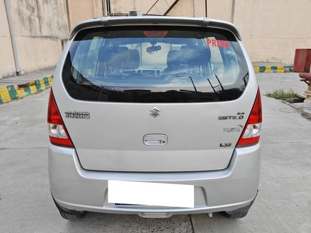 https://images10.gaadi.com/usedcar_image/4531635/original/processed_9db19e4851d4d4b0018d064f5a444104.jpg?imwidth=6402