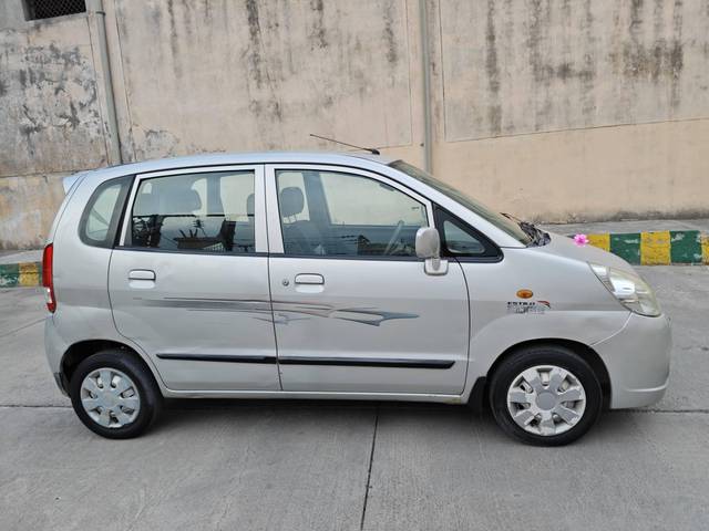 https://images10.gaadi.com/usedcar_image/4531635/original/processed_e5a6e9853efbe523683c097ebcca5db4.jpg?imwidth=6401