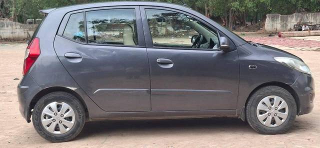 https://images10.gaadi.com/usedcar_image/4531647/original/processed_a06f92a24af44d905b374ef750d90ea6.jpg?imwidth=6401