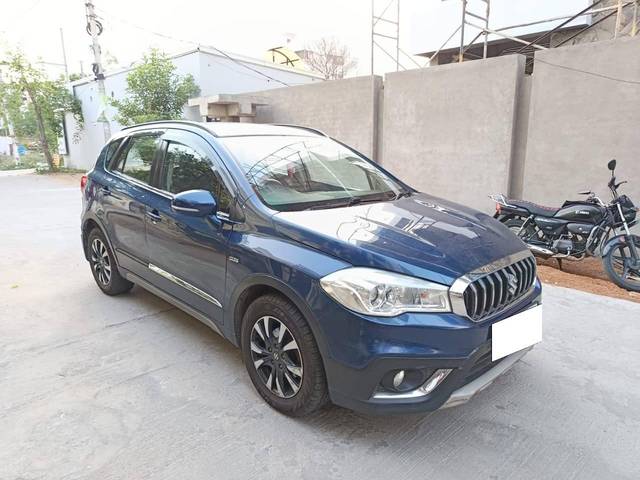 https://images10.gaadi.com/usedcar_image/4531652/original/processed_68b77a426d799f72560020d3245fe0bd.jpg?imwidth=6400