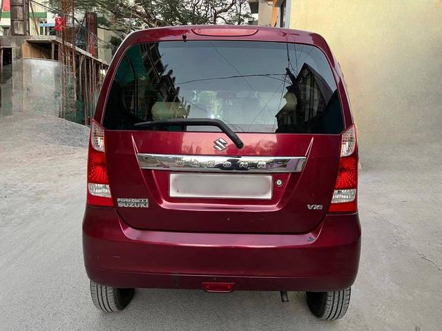 https://images10.gaadi.com/usedcar_image/4531660/original/processed_90d091394e1864155e8f16759b9cbffe.jpg?imwidth=6402