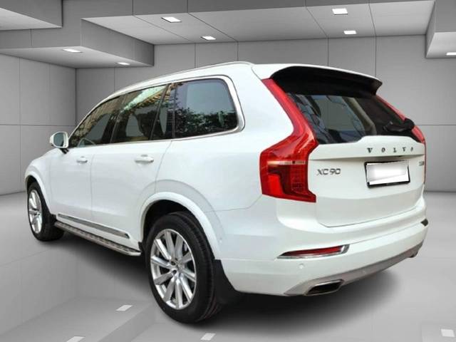 https://images10.gaadi.com/usedcar_image/4531668/original/processed_c4c72dd0b048fb7249ad8db7f43f1d9b.jpeg?imwidth=6402