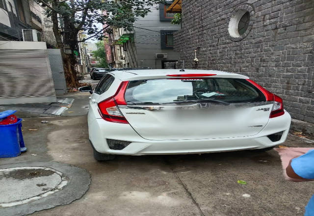 https://images10.gaadi.com/usedcar_image/4531683/original/110e00ba-eb37-4321-9f08-9324664c0b9e.?imwidth=6401