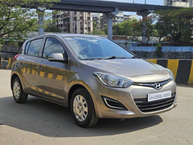 https://images10.gaadi.com/usedcar_image/4531712/original/processed_9adc58517810bbb4a1310dc5d9ee086f.jpg?imwidth=6400