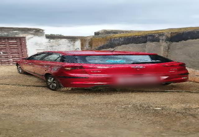 https://images10.gaadi.com/usedcar_image/4531719/original/6fb257f3-1628-46bb-83cf-3cc3d8c743ce.?imwidth=6400