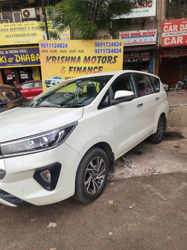 https://images10.gaadi.com/usedcar_image/4531727/original/processed_09170b02434ab4044a54994ddcd36d41.jpg?imwidth=6402