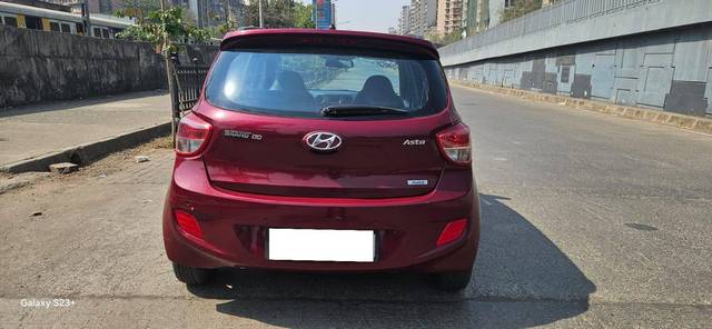 https://images10.gaadi.com/usedcar_image/4531748/original/processed_a771cf75f2dd4436b58a680028d531ba.jpeg?imwidth=6402